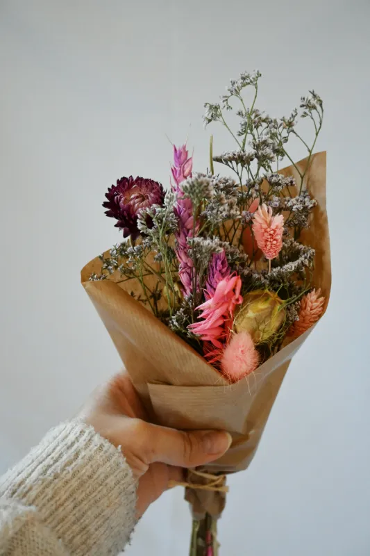 Product: Dried Flower Arrangement - Pink