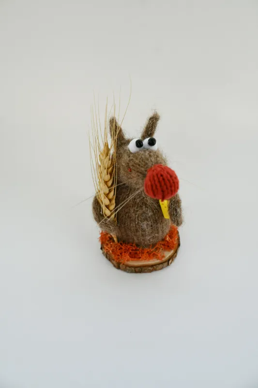 Product: Hand Knitted Mouse with Ear of Wheat