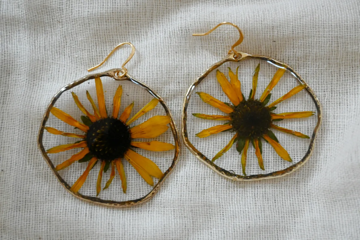 Product: Handmade Black Eyed Susan Real Flower Earrings