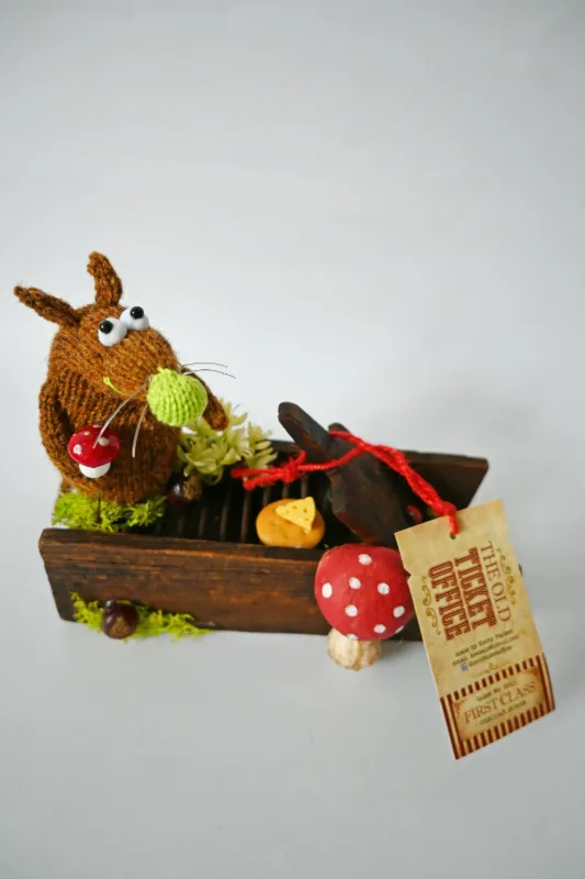 Product: Handmade Mouse in Victorian Mousetrap