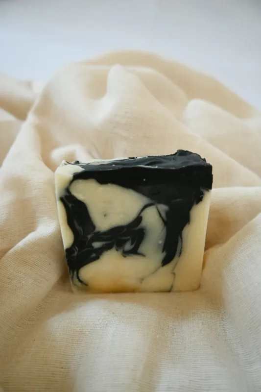 Product: Lemongrass, Tea Tree & Charcoal Beeswax Soap 100g