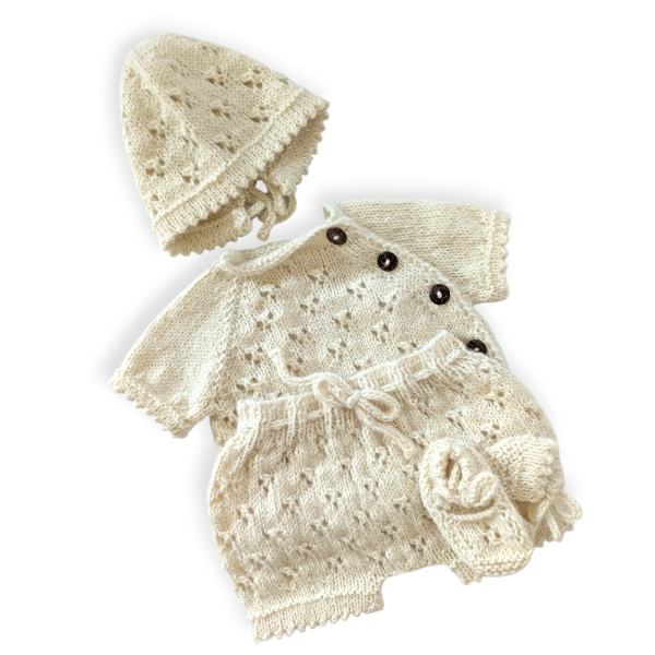 Pure 100% Baby Alpaca Home From Hospital Set with Jumper, Dungarees, Hat and Bootees in Neutral 0-3m