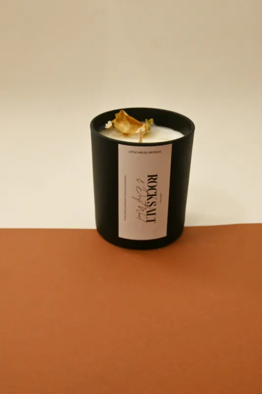 Product: Rock Salt and Driftwood Feature Candle in a Jar