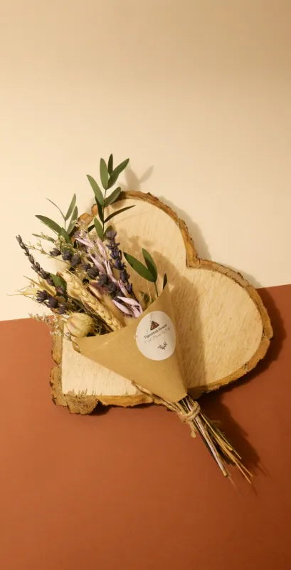 Product: Small Bouquet of Dried Flowers